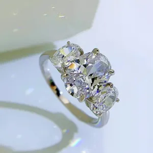 Impresionante anillo de compromiso de plata 925 tres piedras ovaladas diamante
