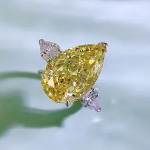 Bague de luxe en diamant carbone jaune taille poire avec pierres roses en argent 925.