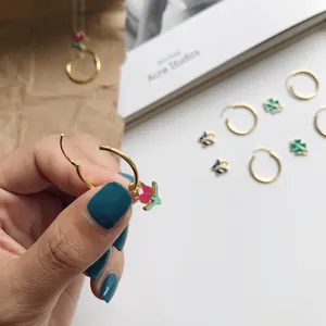 Schicke 925er Silber bunte Emaillierte Blume und Kleeblatt Creolen Damen Schmuck.
