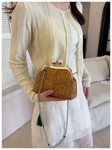 Nieuwe Chinese vintage schelp tas met kralen riem etnische stijl crossbody tas voor vrouwen