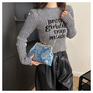 Sac bandoulière rétro en denim bleu avec chaîne dorée élégante pour mode femme été chic
