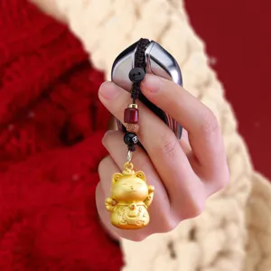 Golden Maneki-Neko Lucky Cat Keychain Car Key Pendant Chinese Style Cultural Gifts
