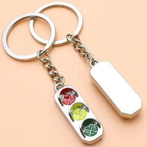 Metalen verkeerslicht sleutelhanger creatieve auto sleutelring promotiecadeau accessoire.