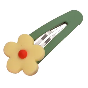 Joli clip à cheveux floral vert avec fleur jaune pour femmes et coiffures mignonnes
