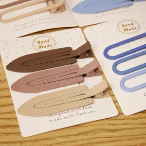 Minimalist metal hair clips matte duckbill clips aesthetic bangs hairpins for daily styling.