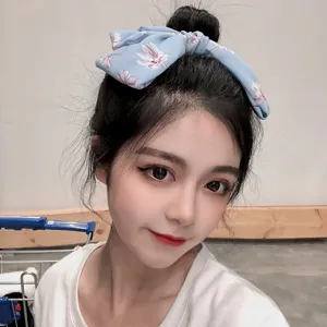 Chiffon big bow hair clip for women, sweet floral spring hair accessory for daily wear.