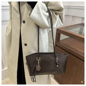 Vintage brown leather shoulder bag large capacity casual tote bag for women daily commute