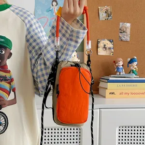 Ελαφριά τσάντα νερού color-block, κομψή casual τσάντα χιαστί για την καθημερινή χρήση.