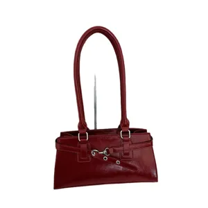 Wine red vintage minimalist shoulder bag for women, stylish niche design handbag.