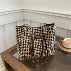 Retro Casual Large Capacity Tote Bag For Women Fashion Houndstooth Shoulder Bag Commuter Handbag Vintage Chic Purse