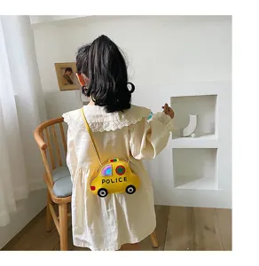 Bonito bolso cruzado amarillo de coche de policía para niños, bolso divertido de dibujos para niñas.