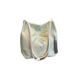 New Chinese style embroidered shoulder bag, large capacity bamboo tote bag for women.