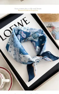 Blauwe paisley bloemen vierkante sjaal voor vrouwen, elegante halsdoek voor lente en herfst.