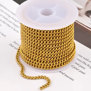 Golden stainless steel curb chain detail view, perfect for DIY jewelry crafting and accessories.