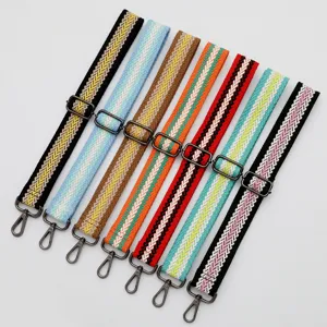 Tracolla per borsa intrecciata colorata di ricambio con fibbie metalliche regolabili.