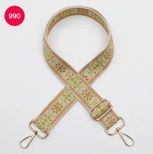 Correa de bolsa ancha jacquard étnica colorida de repuesto con ganchos dorados.