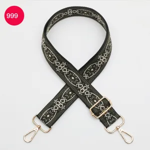 Correa de repuesto para bolso de jacquard étnico con ganchos metálicos dorados ajustables.