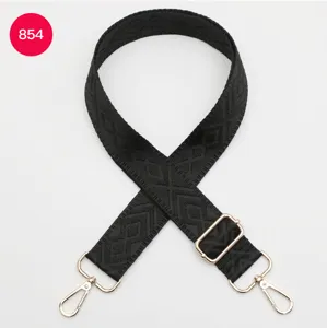 Tracolla di ricambio nera regolabile con motivo a rombi intrecciati e accessori dorati resistenti.