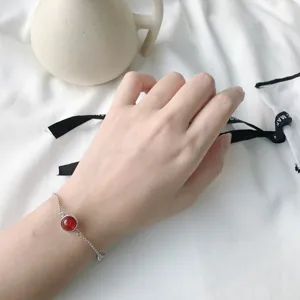 Minimalistisches S925 Sterlingsilber roter Edelstein Armband, elegante zarte Armkette Schmuck.