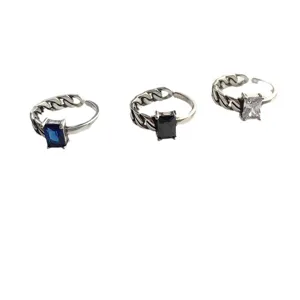 Bagues ouvertes en argent avec pierres rectangulaires style chaîne vintage pour femmes.