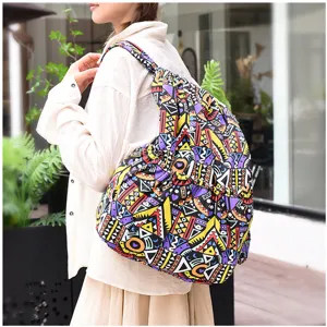 Sac à dos cordon en toile imprimé ethnique femme voyage loisir sac de sport détail vue.