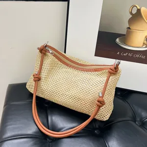Women Straw Woven Tote Bag Western Retro Shoulder Underarm Bag Big Capacity Beach Vacation Zipper Handbag Daily Crossbody Bag