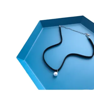 Collana choker in velluto nero stile coreano con ciondolo di perla bianca per donna.