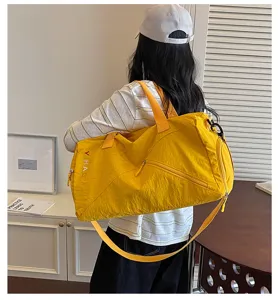 Bolso de viaje deportivo monocolor de moda para gimnasio yoga y viajes cortos y ocio.