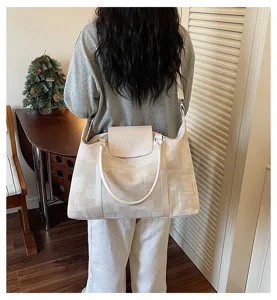 Canvas travel shoulder bag with geometric oil painting print, casual daily commuter handbag.