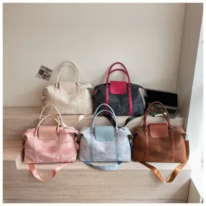 Multi-functional oil painting travel duffel bag, versatile commuter shoulder handbag for fitness.