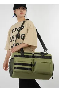 Grand sac de voyage fourre-tout, bagage polyvalent d'exterieur avec plusieurs poches.