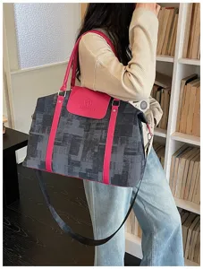 Travel duffel bag for women, stylish oil painting pattern weekender gym bag with pink straps.