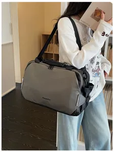 Fashion colorblock travel duffel bag for women, casual commuter shoulder luggage handbag.