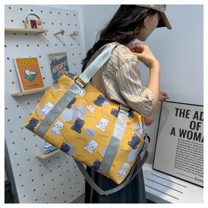 Cute bear print travel duffel bag, spacious waterproof weekender bag for women and girls.