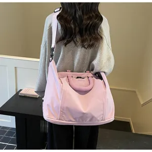 Large capacity travel duffel bag lightweight multi-functional fitness shoulder bag for women daily use