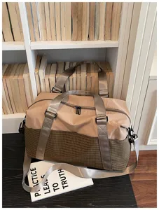 Stilvolle Reisetasche, praktische Pendler-Schultertasche und Freizeittasche fuer Alltag.