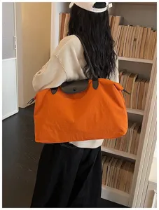 Große Reise-Tote-Bag, leichte Nylon-Schultertasche für Damen, perfekt für den Alltag.