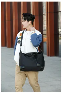 Large capacity black travel duffel bag waterproof gym sports shoulder bag for men travel