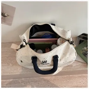 Large capacity sports duffel bag travel shoulder bag with star pattern for gym and flight.