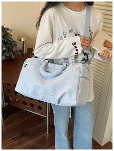 Large capacity travel duffel bag with star print, lightweight gym shoulder bag for daily use.