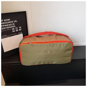 Large capacity travel duffel bag portable luggage bag for short business and fitness.