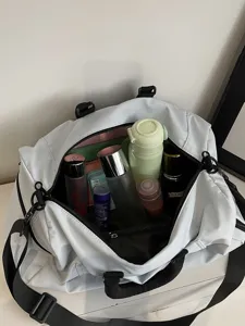 Large capacity solid color travel duffel bag lightweight gym sports luggage bag.