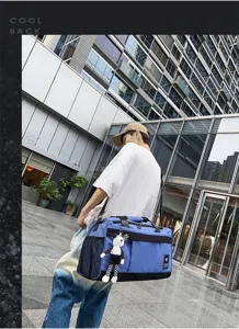 Travel duffel bag for men and women, large capacity waterproof sports gym bag for trip.