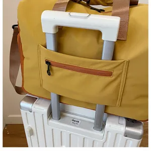 Gele Reistas Duffel met Kofferhoes Handbagage Weekendtas voor Korte Reizen en Sport