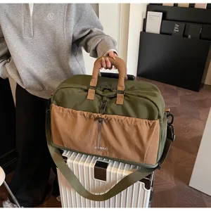 Große Reise-Damentasche, wasserdichte Wochenendtasche mit Schultergurt und großem Fassungsvermögen.
