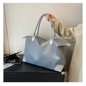 Large capacity gray travel tote bag, lightweight gym and business luggage bag for women.