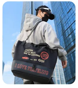 Large capacity black travel duffel bag, casual messenger bag for sports, fitness and short trips.