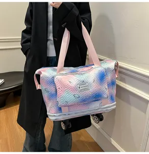Large capacity travel tote bag with universal wheels and lovely starry print for women.