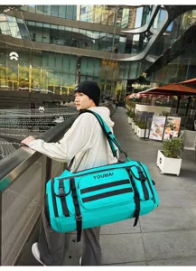 Große Outdoor Sport Reisetasche Fitness Tasche mit großem Fassungsvermögen und Fächern.
