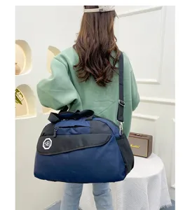 Casual travel duffel bag foldable luggage bag for business trips and travel storage